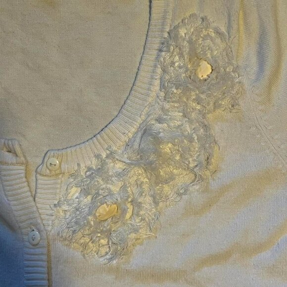 Rue 21 white button-up cardigan with flower accent at the neckline. Size XL. - Picture 2 of 6